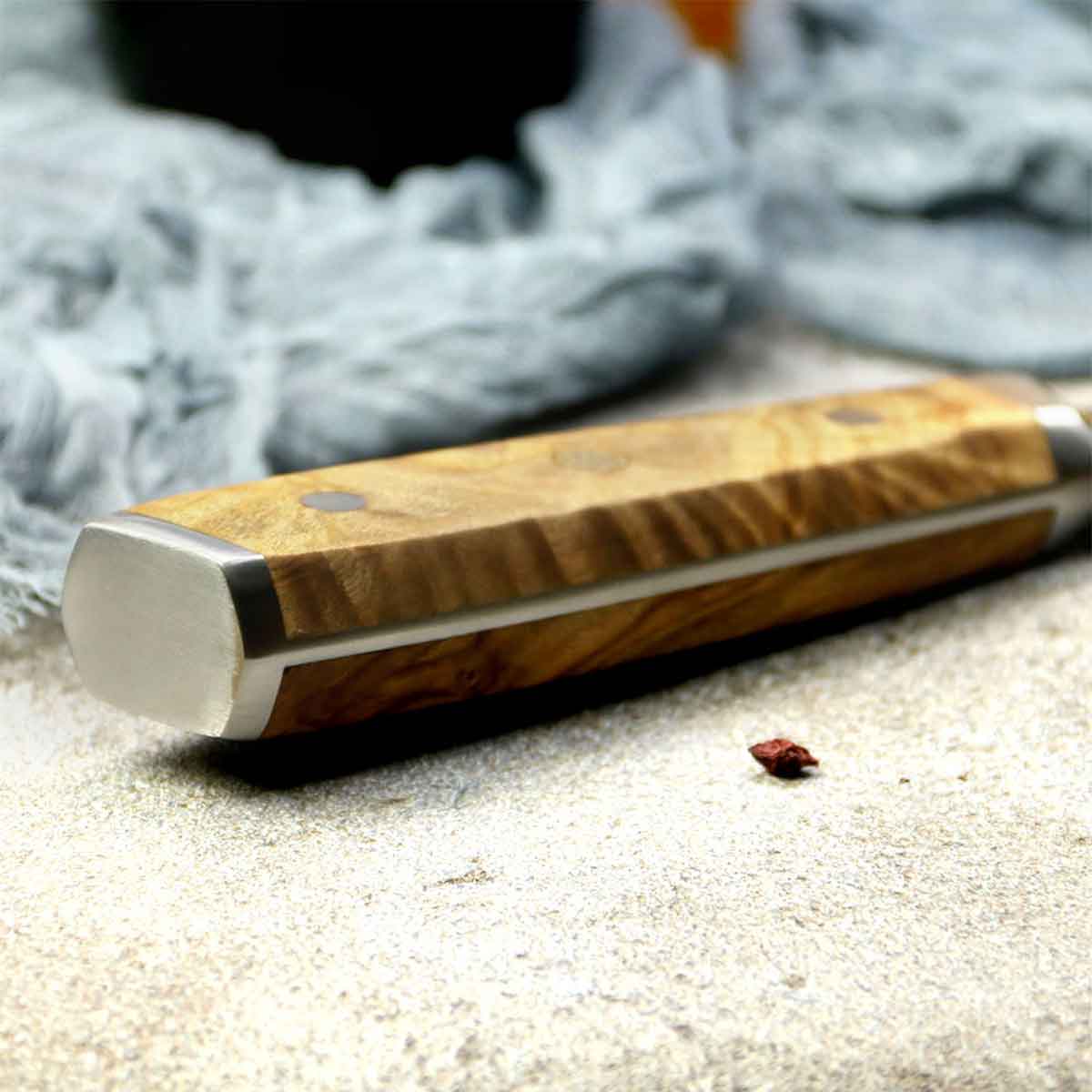 Cuchillo Kiritsuke 21 cm Damasco 440c Mango Olivo