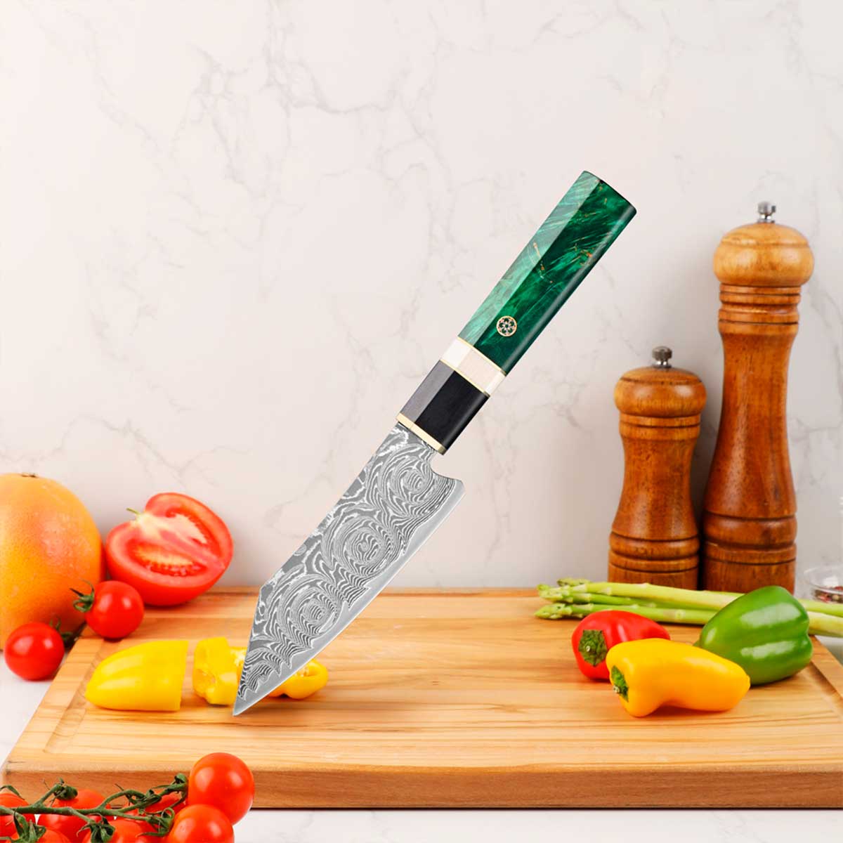 Cuchillo Bunka 13cm 10Cr+Damasco Rosas Ébano+Esmeralda