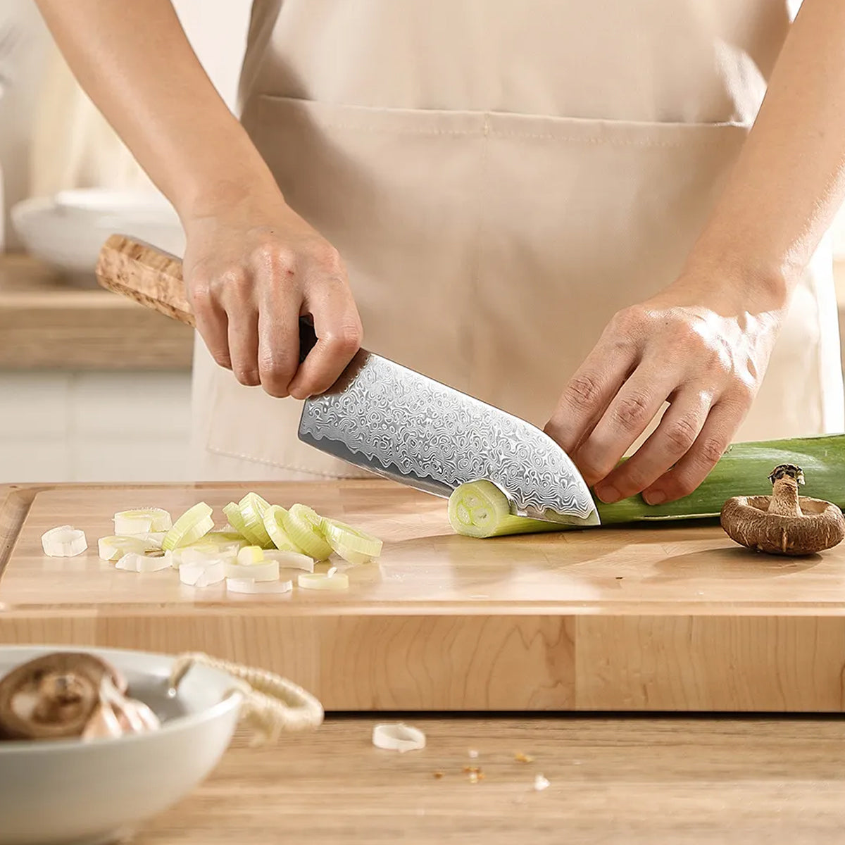 Cuchillo Santoku 19cm Aogami2+Damasco Sicomoro