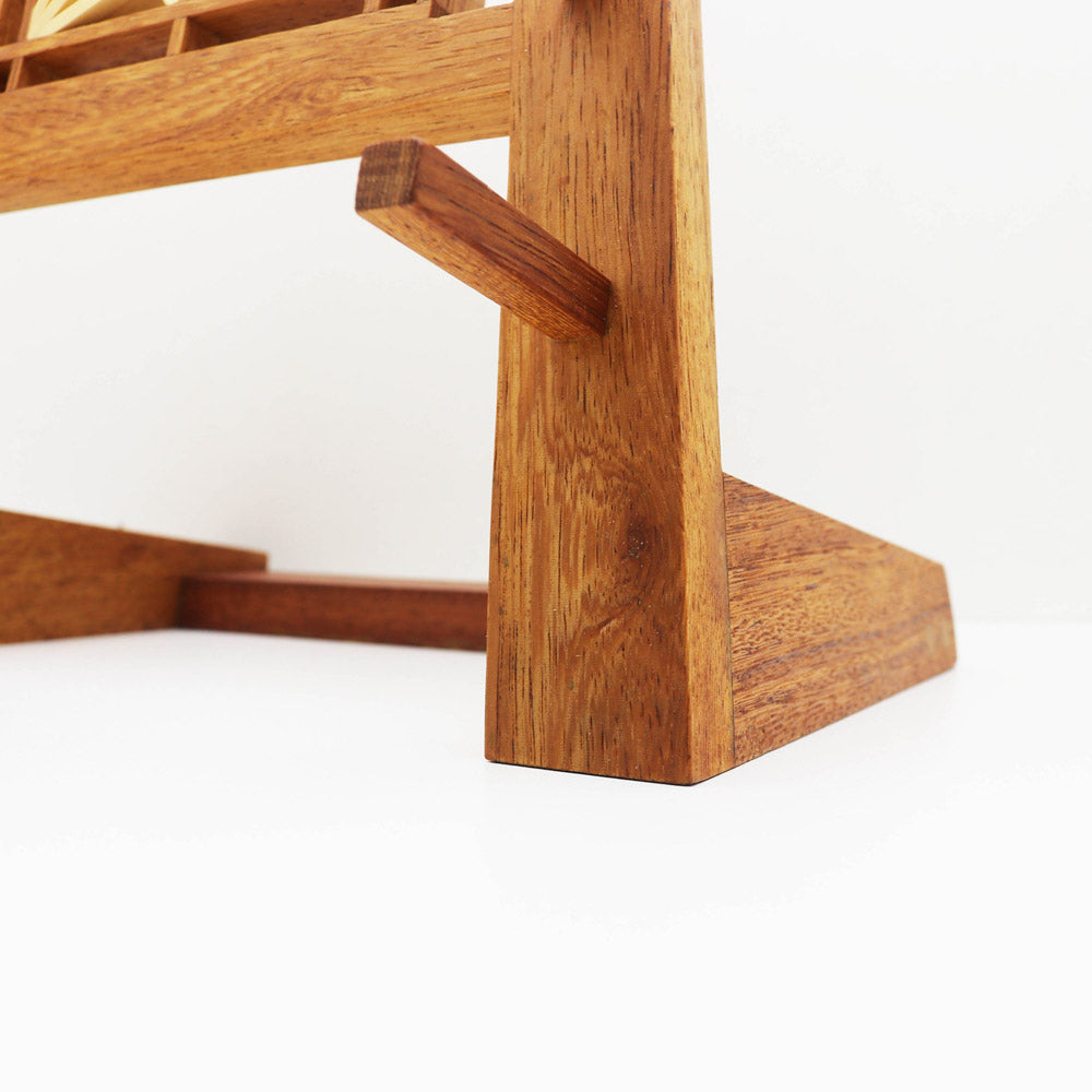 Exhibidor de madera para 5 cuchillos