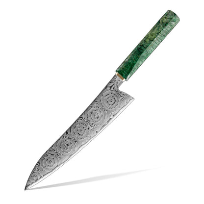Cuchillo de Chef 22cm 10Cr+Rosa Damasco66 Madera EST Verde y Cobre, con un fondo blanco.