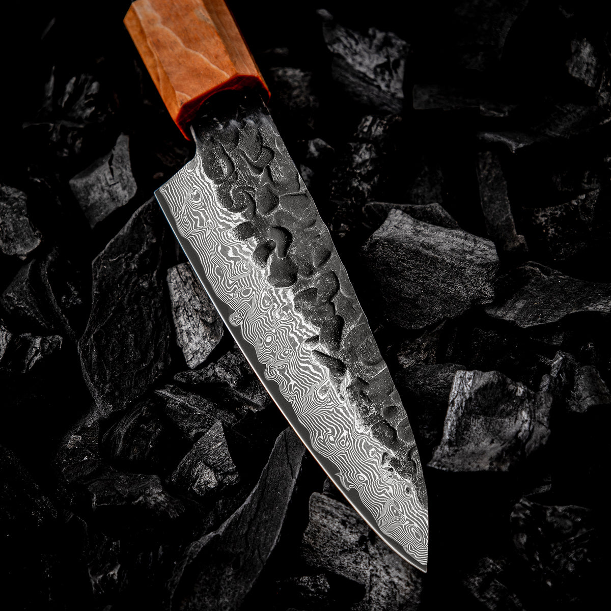 Cuchillo Puntilla 10cm 10Cr detalles al acabado de Kurouchi Martillado con 66 capas de Damasco San Mai