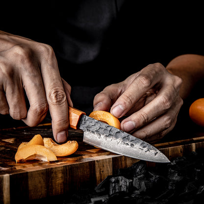 Cuchillo Puntilla 10cm 10Cr+Kurouchi Martillado Damasco66 Oct Ebano, tabla de picar, corte de frutas.