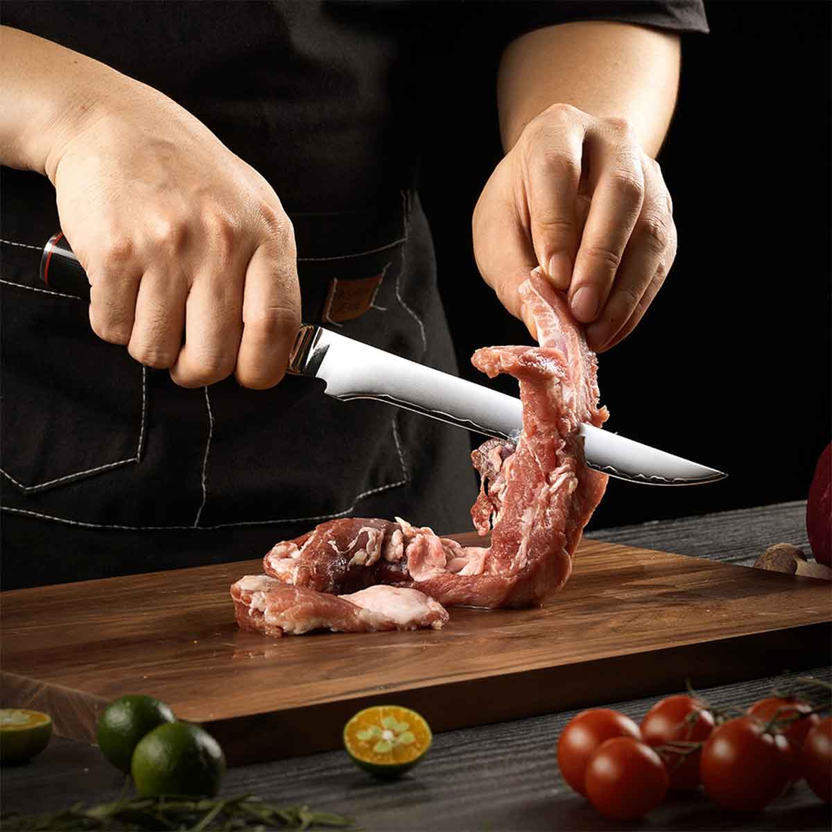 Cuchillo Deshuesador 18cm clad 10Cr Mango G10+rojo D-forma