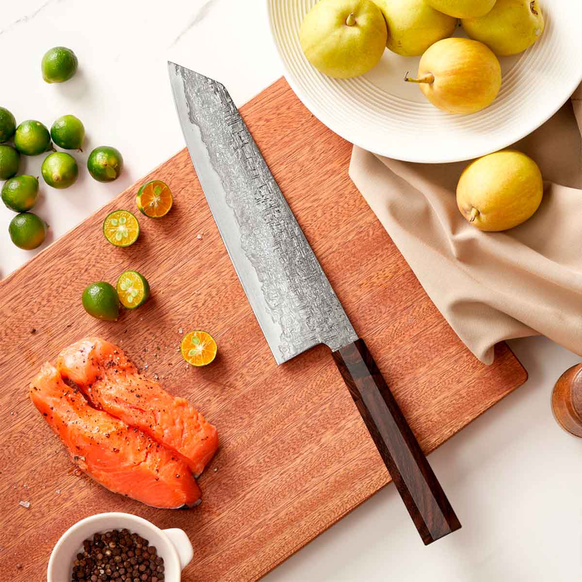 Cuchillo Kiritsuke 22cm 10Cr+Damasco Sándalo